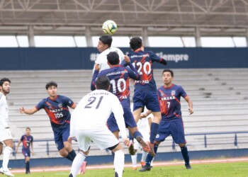 ¡Remontada nicolaita!, equipo de la UMSNH retoma el camino del triunfo en la Liga Municipal