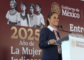 EN HUAUCHINANGO, PUEBLA, PRESIDENTA CLAUDIA SHEINBAUM ENTREGA NUEVAS TARJETAS PARA LA PENSIÓN MUJERES BIENESTAR