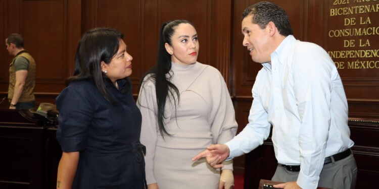 Acceso equitativo a la salud, demanda que debe ser atendida: Adriana Campos