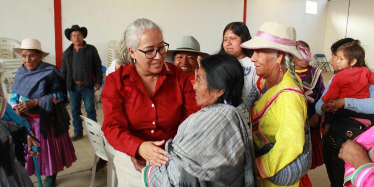 Emma Rivera reafirma su compromiso con los pueblos originarios desde el Congreso de Michoacán