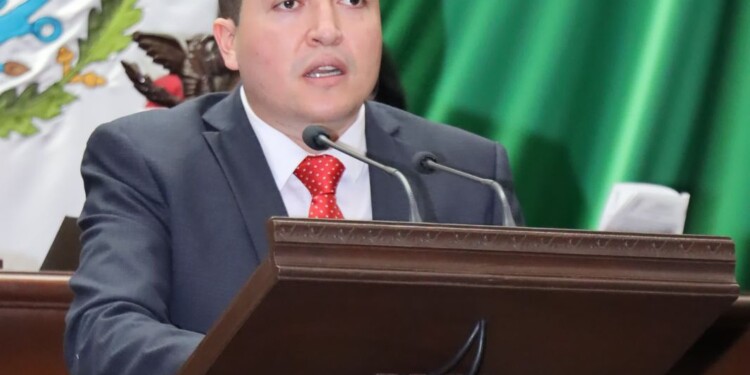 Plantea Reyes Galindo a la presidenta Sheinbaum incorporar a municipios de Tierra Caliente en programas del campo