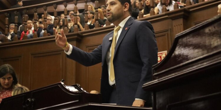 La digitalización fortalece el desarrollo social en Michoacán: Octavio Ocampo⁠