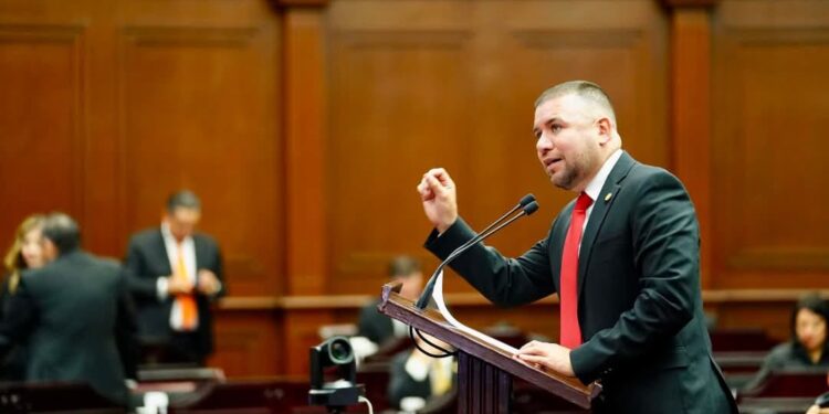 Plantea Reyes Galindo que cargo de secretario de ayuntamiento sea encabezado por profesionistas