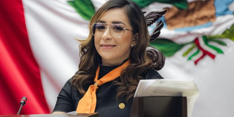 Grecia Aguilar Mercado presenta iniciativa para garantizar derecho a vivienda digna