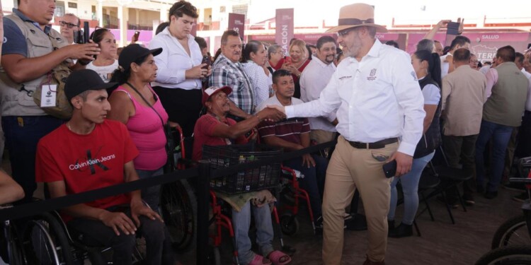 En Apatzingán destacan propuestas de obra educativa y del agua en audiencia pública