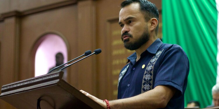 Desde el Pleno, Hugo Rangel demanda una gestión austera y transparente en la UMSNH