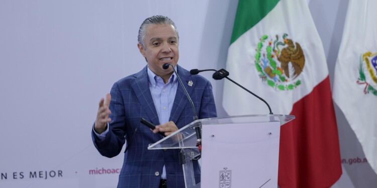 Michoacán duplica ingresos propios sin nuevos impuestos: Navarro García
