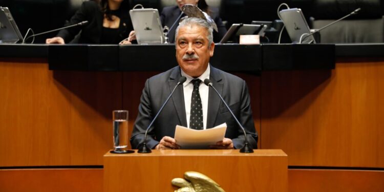 Presenta Raúl Morón iniciativa para tipificar violencia vicaria