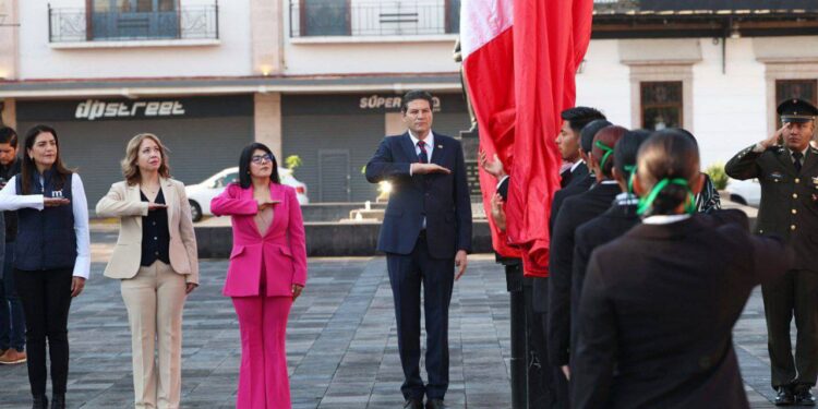 Gobierno de Morelia conmemora Natalicio de Benito Juárez