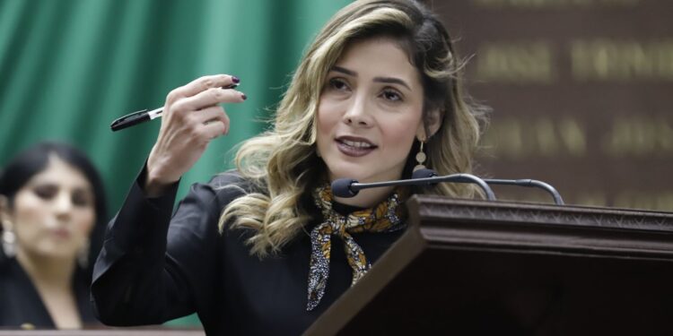 Ningún presunto agresor debe cubrirse en el manto del fuero: Brissa Arroyo