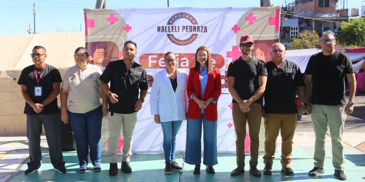 Realiza Nalleli Pedraza Feria de Salud en Trincheras