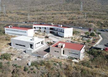 Extensión de campus Tangancícuaro de la UMSMH, con 75 %: SCOP