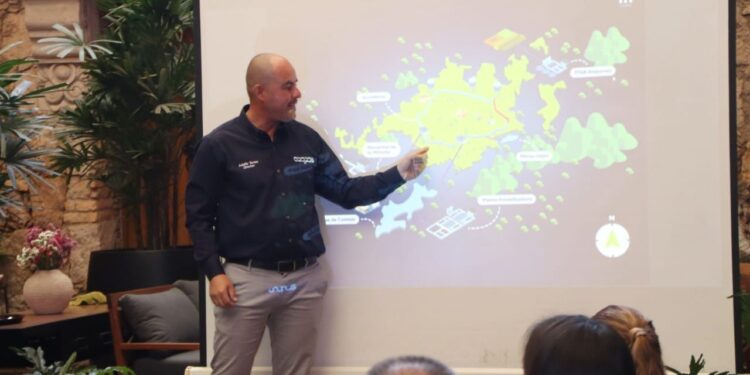 OOAPAS presentó innovaciones tecnológicas del organismo ante empresarios