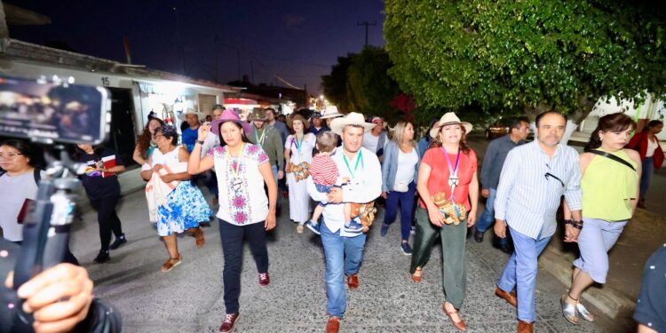 Impulsa Fabiola Alanís igualdad salarial entre hombres y mujeres en Michoacán