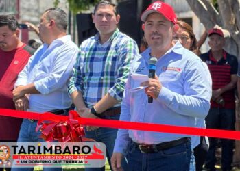 ERIC GAONA INAUGURA LA REHABILITACIÓN DE LA UNIDAD DEPORTIVA DEL FRACC. CAMPESTRE TARÍMBARO