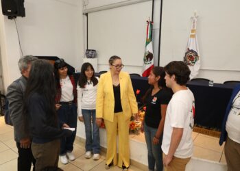 UMSNH con mayor número de participantes en Olimpiada Estatal de Física; Yarabí Ávila destaca dedicación de nicolaitas