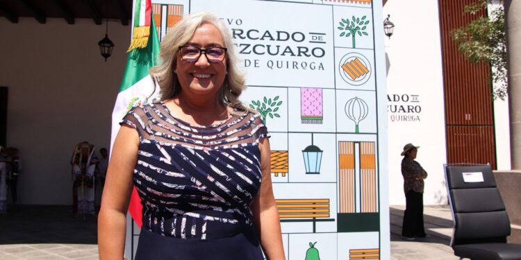 Emma Rivera Camacho celebra la inauguración del nuevo Mercado de Pátzcuaro “Vasco de Quiroga”