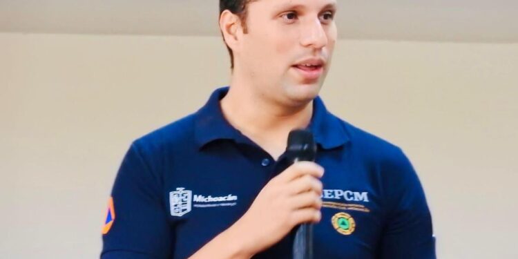 Sin riesgo para la población, fenómeno luminoso observado en el cielo de Michoacán: PC estatal