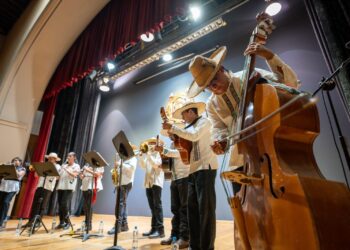 Se impulsa el talento nicolaita, se crean nuevos grupos artísticos en la Universidad Michoacana