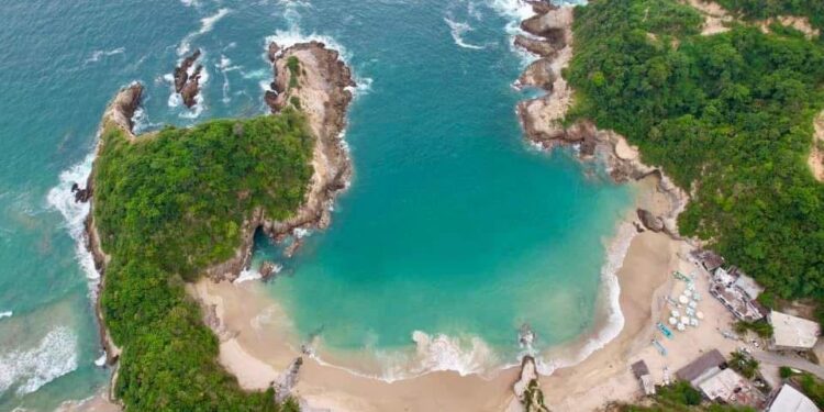 Cambia el rumbo y llega a las playas de Michoacán esta Semana Santa