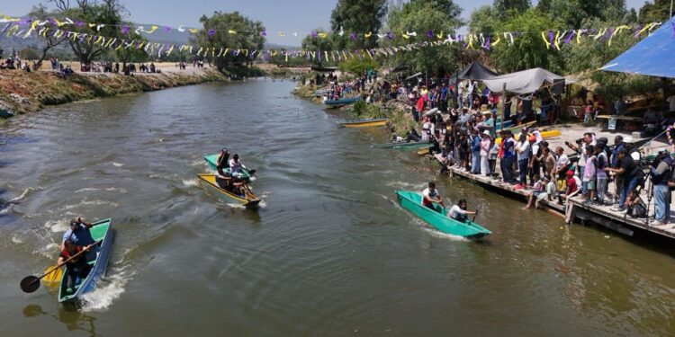 Regata Nacional en Urandén reunió a 400 canoistas