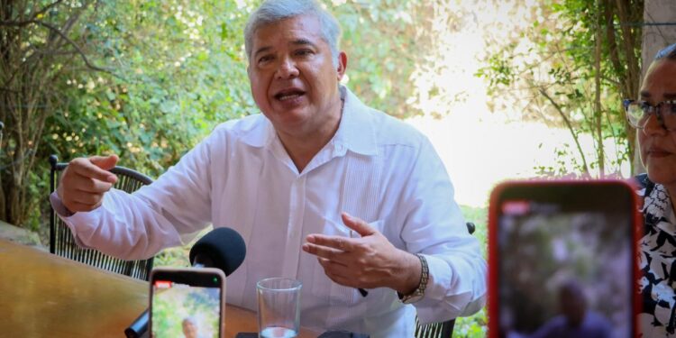 Juan Antonio Magaña de la Mora propone un nuevo modelo de convivencia basado en la cultura de La Paz