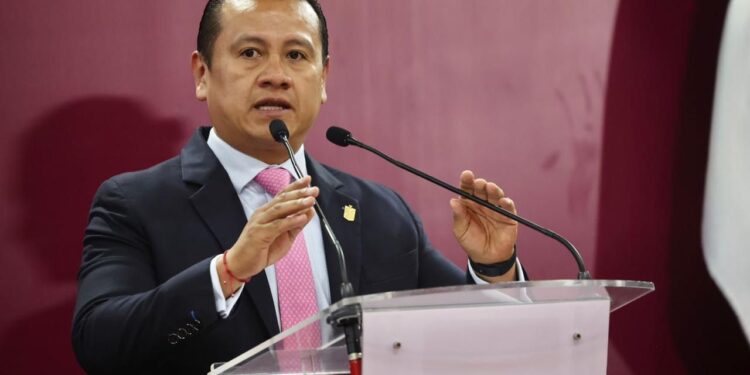 Gobierno estatal aplicará la ley ante bloqueos de policías paristas: Torres Piña