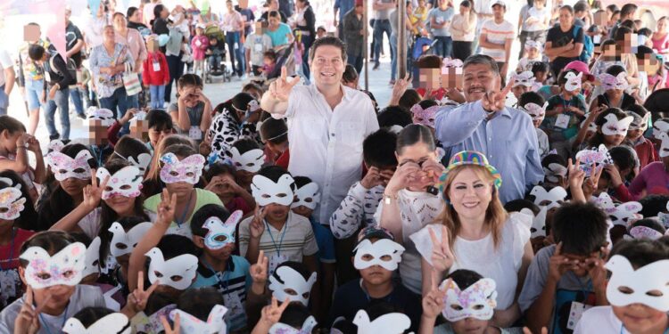 Feria de la Niñez lleva risas y diversión a Tenencia Morelos y San Nicolás Obispo