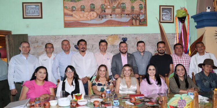 Unirán esfuerzos para potenciar el Desarrollo Urbano y la Movilidad en el Distrito XIX