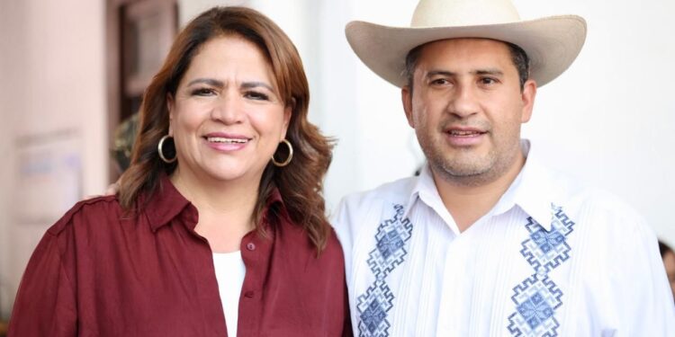 Realiza Fabiola Alanís gira de promoción de elección judicial en Uruapan