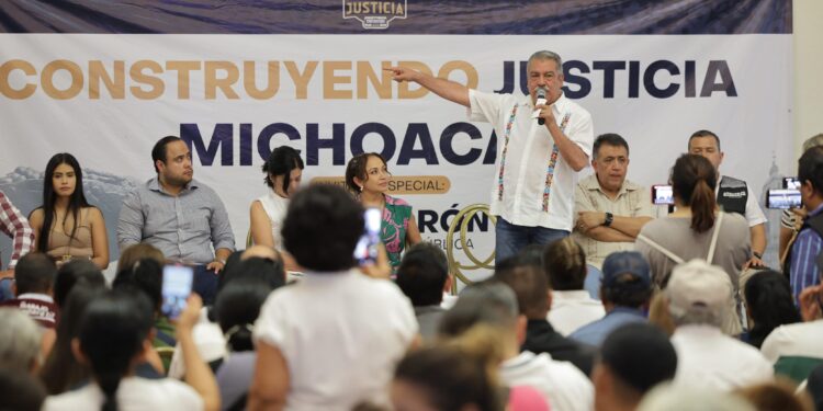 Condena Raúl Morón actos hostiles en asamblea informativa sobre elección judicial