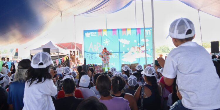 Feria de la Niñez llenó de sonrisas y alegría el Complejo Deportivo Bicentenario