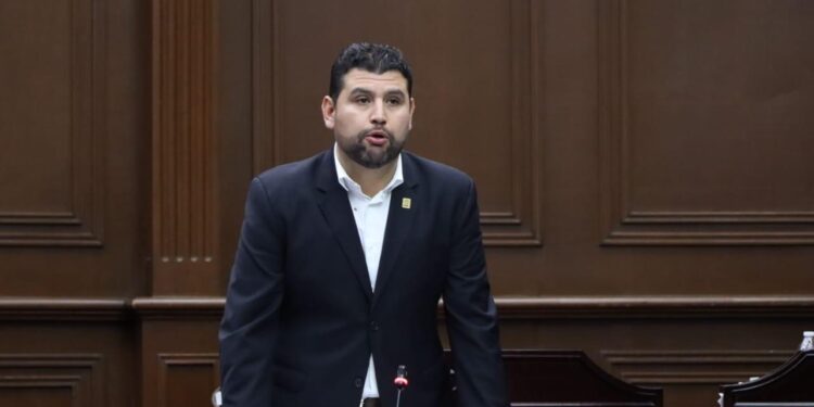 Octavio Ocampo Cordova propone crear Comisión Especial para el desarrollo del Puerto Lázaro Cárdenas