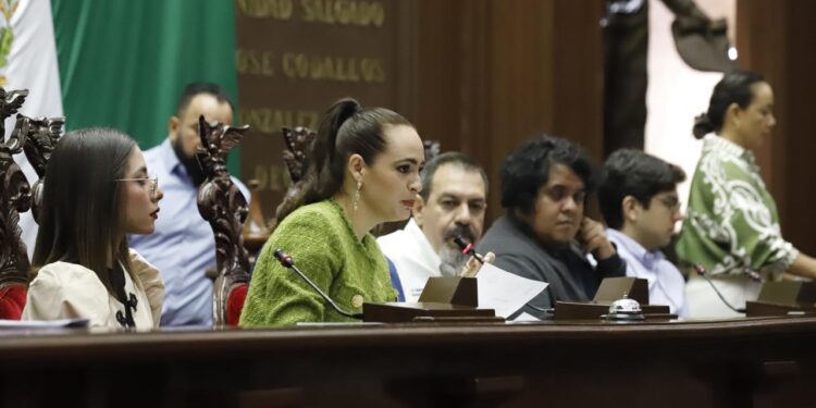 Con diálogo abierto y gran participación ciudadana, se realizó el “Primer Parlamento Abierto de Liderazgo Ambiental 2025”