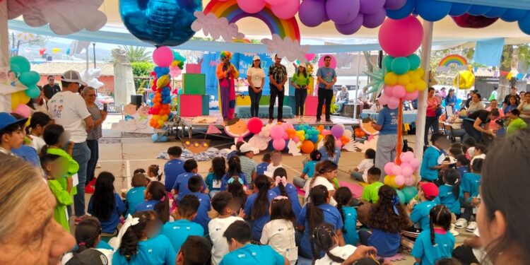 Feria de la Niñez ‘Juguemos por la Paz’ lleva alegría y aprendizaje a Teremendo con Policía Morelia