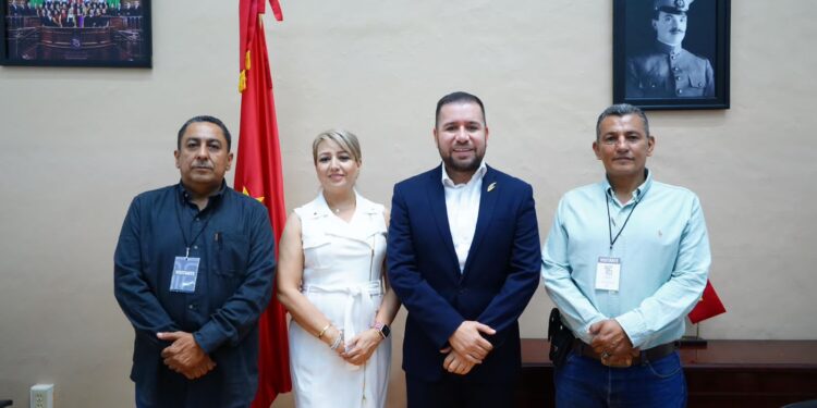 El GPPT cierra filas con el presidente municipal de Taretan, “Kiko” Venera