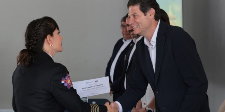 Gobierno de Alfonso Martínez respalda a Bomberos Voluntarios para salvar vidas de morelianos