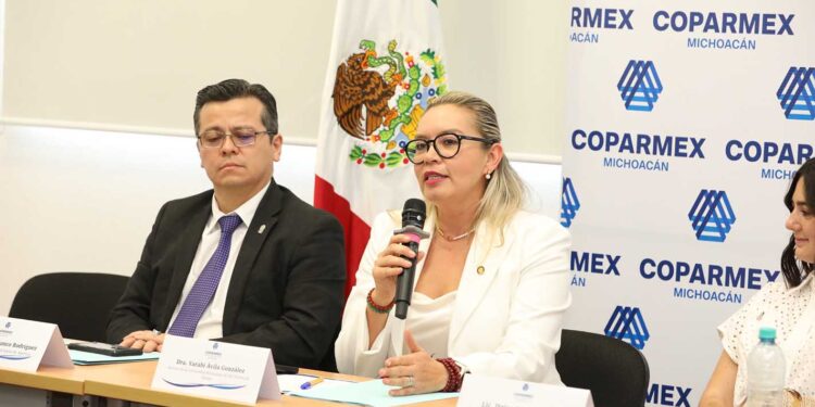 Universidades pactan acuerdo con COPARMEX para potenciar la vinculación entre estudiantes y el sector productivo