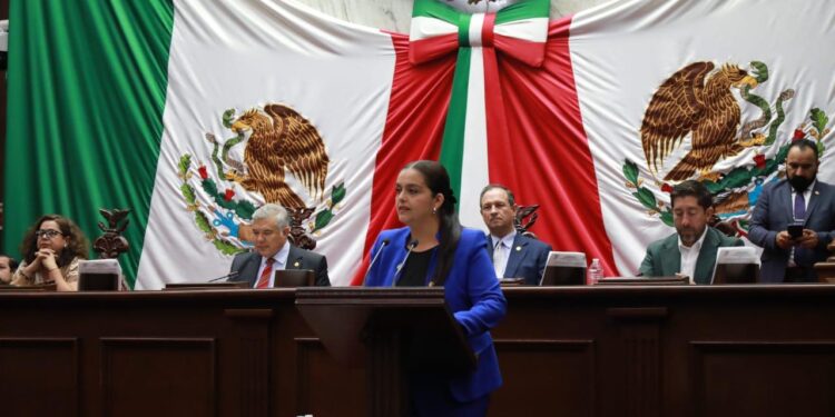 Con iniciativa de reforma, Barragán busca frenar la automedicación