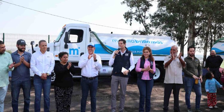 Alfonso Martínez arranca programa de suministro de agua en pipas