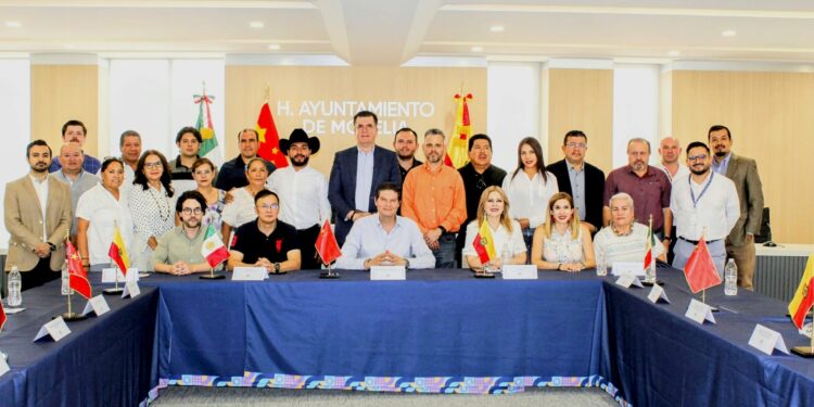 Confirma Alfonso Martínez, gira de comitiva china a Morelia y Lázaro Cárdenas