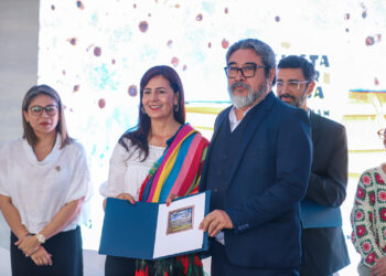 Refuerza SEE el fomento a la lectura en la Fiesta del Libro y de la Rosa