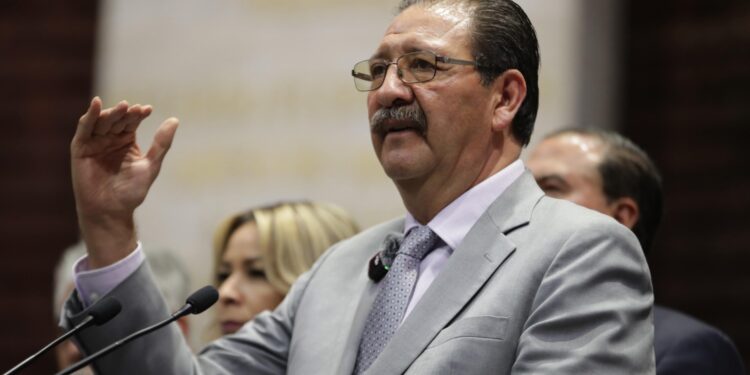 REGINALDO SANDOVAL LLAMA A LA CNTE AL DIÁLOGO Y AL RESPETO EN TIEMPOS DE LA CUARTA TRANSFORMACIÓN