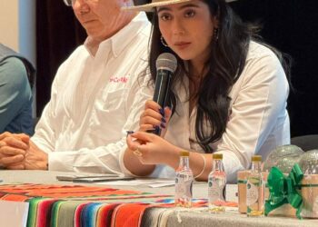 Ario de Rosales anuncia su tercera edición de la Feria del Mezcal