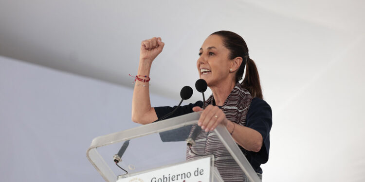 “VAMOS A DEFENDER DIGNAMENTE A LAS Y LOS MEXICANOS DE AQUÍ Y DEL OTRO LADO DE LA FRONTERA”: PRESIDENTA CLAUDIA SHEINBAUM SOBRE SU REUNIÓN CON EL PRESIDENTE DE EUA, DONALD TRUMP EN EL G7