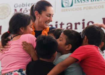 PRESIDENTA CLAUDIA SHEINBAUM SUPERVISA OBRA DEL HOSPITAL COMUNITARIO IMSS BIENESTAR DE MARUATA, MICHOACÁN Y ANUNCIA SU INAUGURACIÓN PARA EL 15 DE AGOSTO