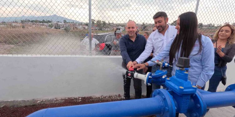 Inauguró Eric Gaona García pozo que abastece de agua la zona de fraccionamiento de Tarímbaro