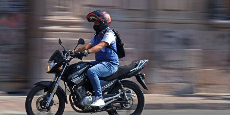 SSM emite recomendaciones a motociclistas por temporada de lluvias