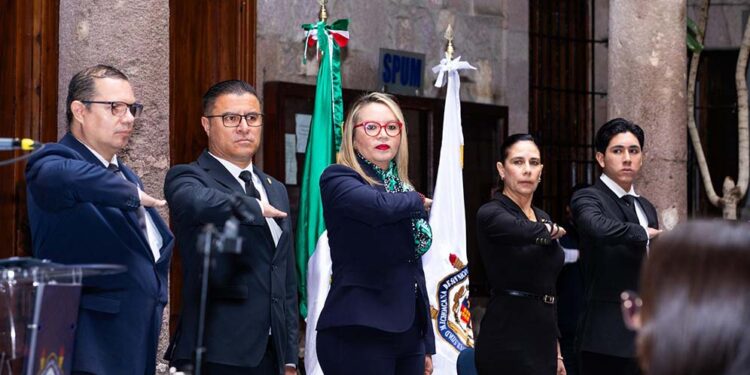 La educación, la libertad de pensamiento y la ética deben ser pilares que no pueden ser quebrados: Yarabí Ávila