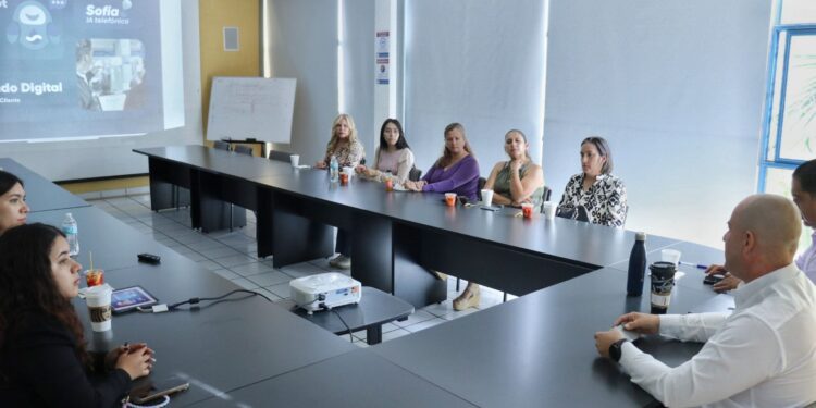 Adolfo Torres fortalece colaboración institucional con CMIC Michoacán